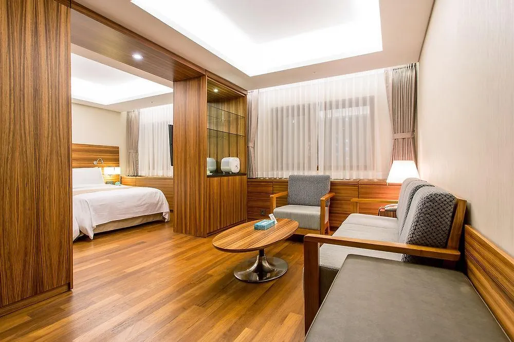 Pacific Hotel Сеул 4*,