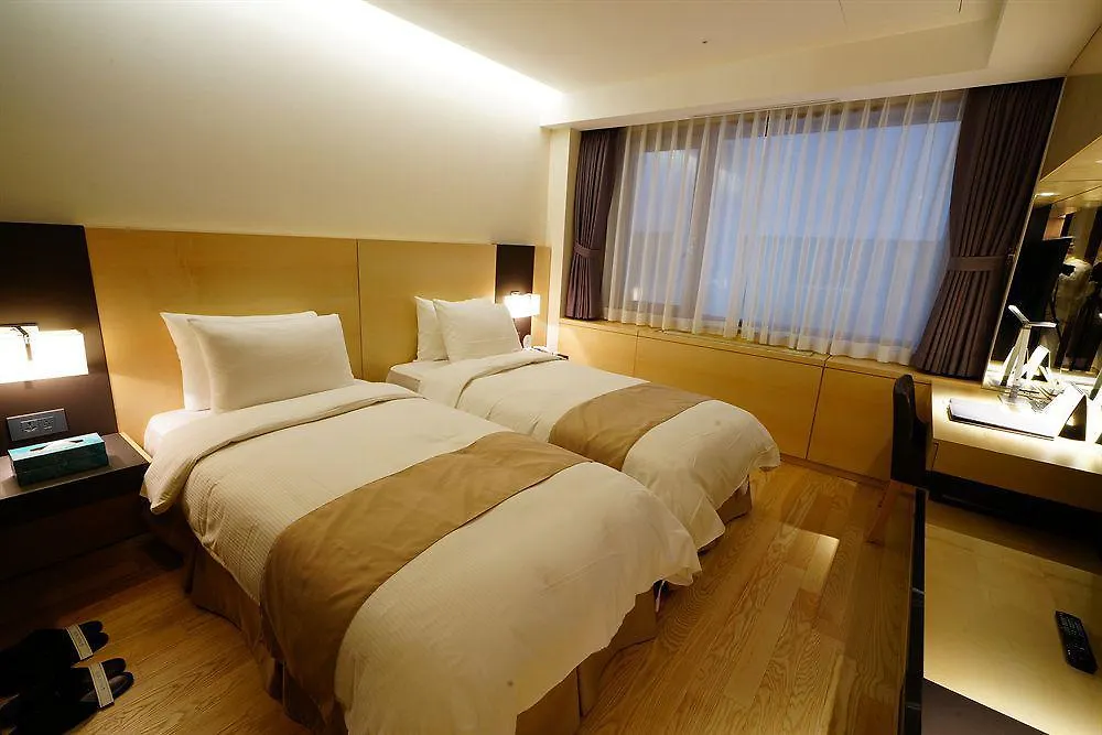 Pacific Hotel Сеул 4*,